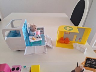 Lote Juguetes Peppa Pig Casa, Coche y Colegio