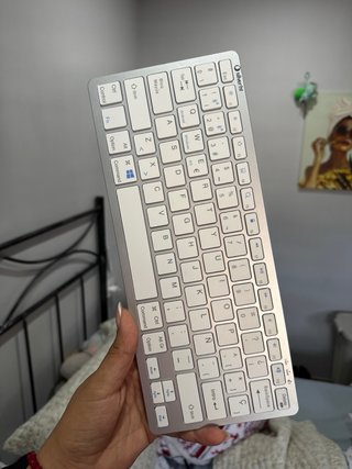 Teclado y Mouse Inalámbricos Beige/Plata