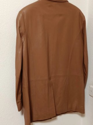 Abrigo de cuero marrón claro Talla 42