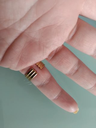 Anillo Acero Inoxidable Dorado Diseño Ondulado