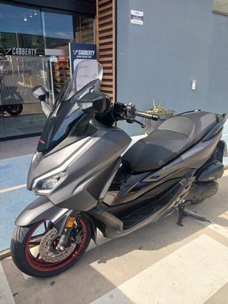 Honda Forza 125 ESP Edit Negra/Roja