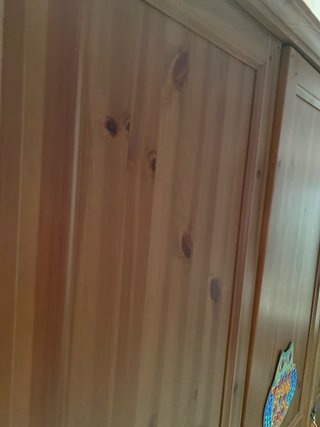 Armadio a 3 ante in legno di Ikea