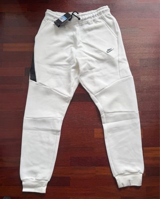 Conjunto Nike Tech Fleece Blanco Talla M