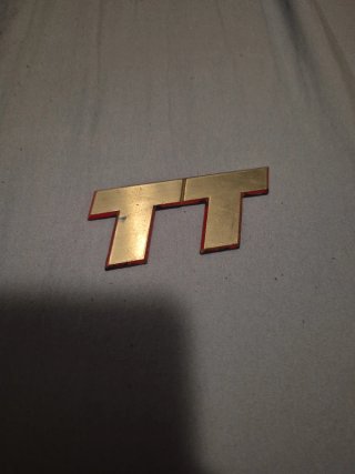 Emblema Audi TT MK1 N8