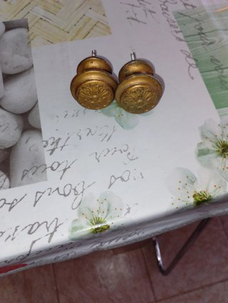 Pomoli vintage ottone dorato