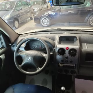Peugeot Partner 2.0Hdi 90Cv.Único dueño.150.800kms