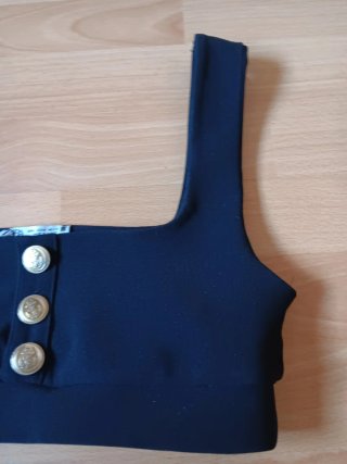 Top Zara Negro Botones Dorados Talla M