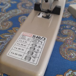 Grapadora y Perforadora Profesional Novus