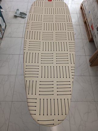 Rayen | Tabla de planchar | Gama Premium | Altura Regulable | Caucho Antideslizante en las patas | Funda estampada | Medida: 120