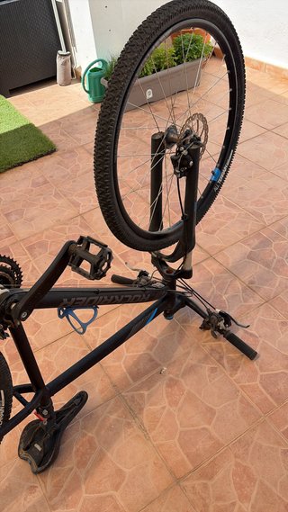 2 Bicicletas Scott y Rockrider para poner a punto