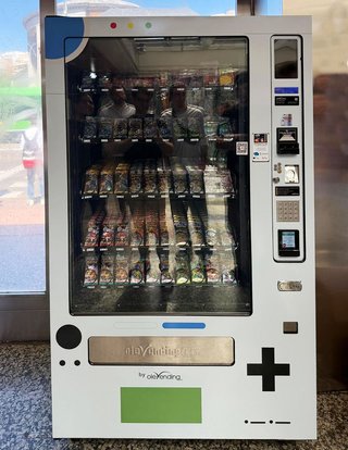 Máquina vending de cartas Pokémon