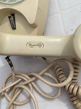 Telefono vintage beige da collezione