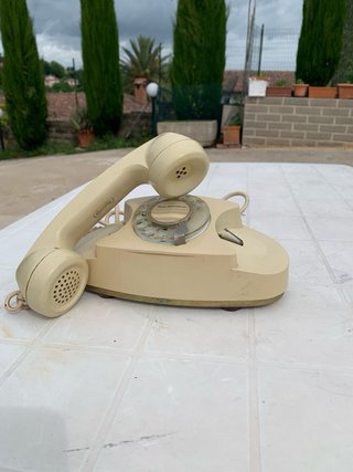 Telefono vintage beige da collezione