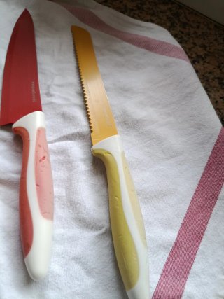 Set di coltelli con rivestimento in ceramica