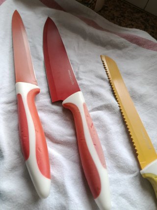 Set di coltelli con rivestimento in ceramica