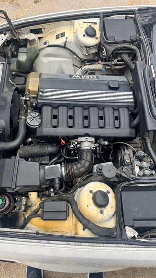BMW 525i
