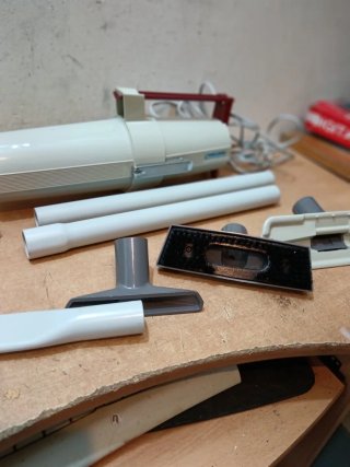 Aspirapolvere portatile con accessori