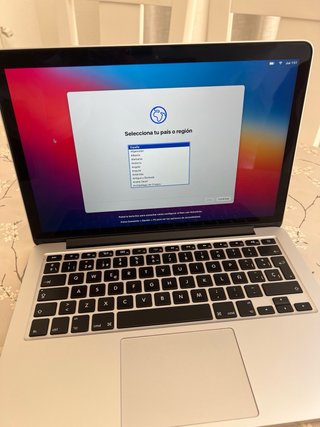 MacBook Pro Retina 13” Plateado 1TB + Cargador