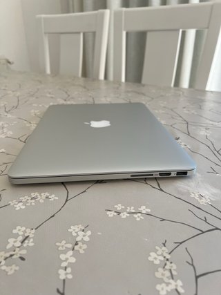 MacBook Pro Retina 13” Plateado 1TB + Cargador