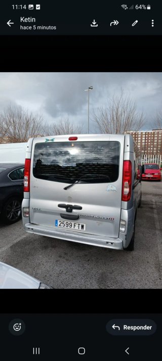 Opel Vivaro 7 plazas tour la furgoneta se calienta