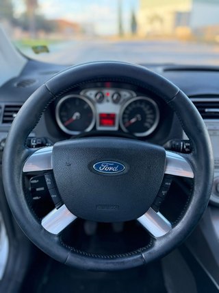 Ford Kuga 2.0 TDCi 136cv Titanium 4x2