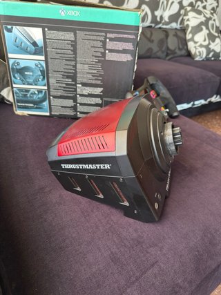 Volante Thrustmaster TS-XW Racer