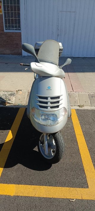 Piaggio Hexagon 125cc Plata