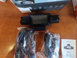 Cámara Coche DVR 4 Lentes WiFi