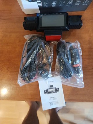 Cámara Coche DVR 4 Lentes WiFi