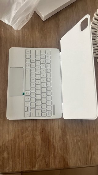 Tastiere compatibili con iPad in bianco