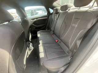 Audi A3 S line edition 2.0 TDI S tronic Sedan