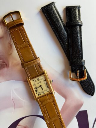 Reloj Cartier Tank Must Marrón y Dorado