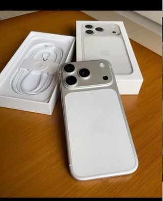 iPhone 17 Pro Max Plata