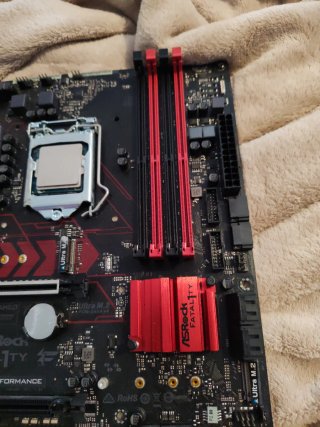 ASRock Fatal1ty H270M Performance