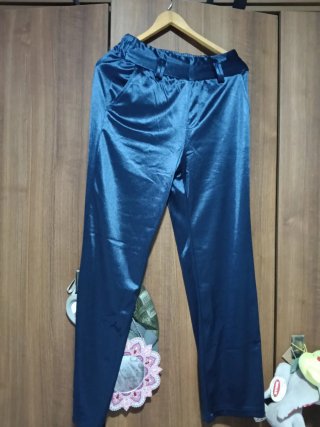 Traje azul mujer