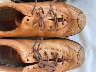 Dos pares zapatos Camper vintage bowling