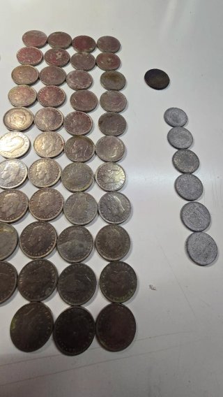 Lote de monedas variadas