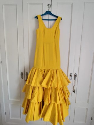 Abito flamenco giallo