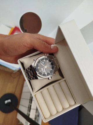 Reloj SKYLINE Acero Gris y Plateado