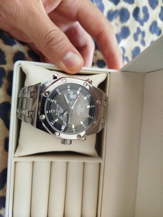 Reloj SKYLINE Acero Gris y Plateado