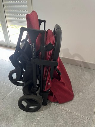 Passeggino Inglesina Sketch Rosso Leggero/Compatto