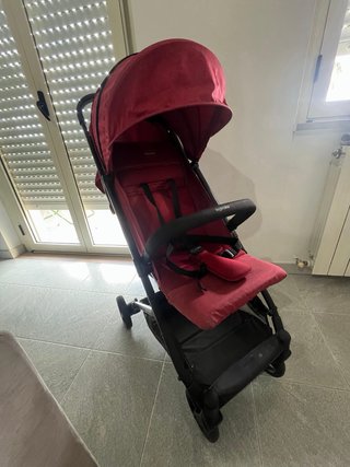Passeggino Inglesina Sketch Rosso Leggero/Compatto