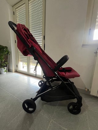 Passeggino Inglesina Sketch Rosso Leggero/Compatto