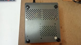 Fuente de laboratorio con carcasa ZETAGI HP BV131