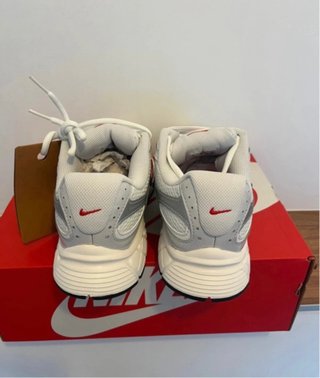 Scarpe Nike Argento e Rosse