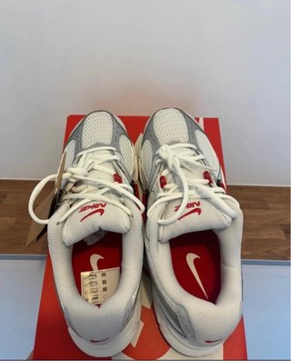Scarpe Nike Argento e Rosse