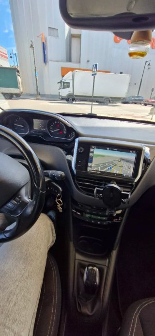 Peugeot 208 2017