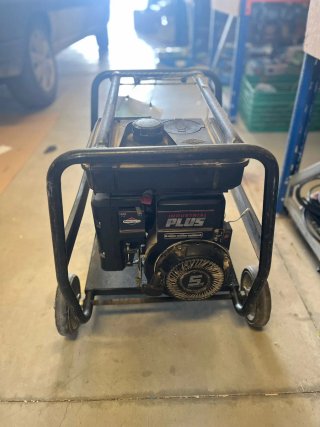 Generador BRIGGS & Stratton Gasolina