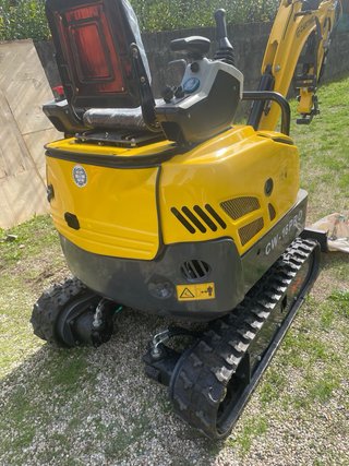 Miniexcavadora CW-16PRO