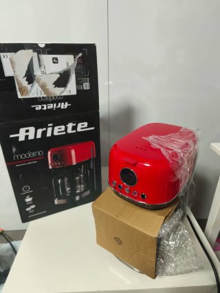 Cafetera Ariete Moderna Roja